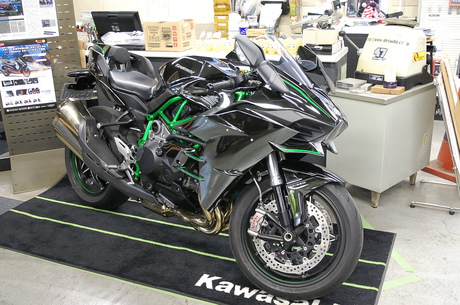 2015 NinjaH2 è»æ¤2å¹´ä»ãï½¼ï½®ï½°ï¾ï½°ï¾ï½ºï¾ï¾ï¾ï½¨ï½¼ï½®ï¾892km