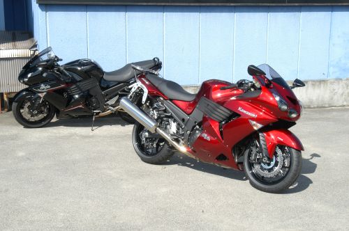 2011モデル ZZR1400 ABS新車キャンディーワインレッドにペイント
