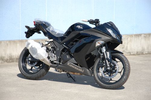 s_2014ninja25blk6.jpg