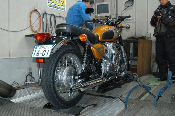 s_w800ondyno.jpg