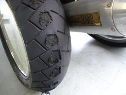 s_zzr300tire.jpg