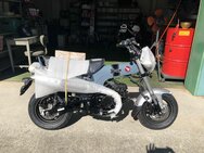 Dax125国内正規モデル新車グレー即納！