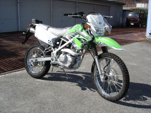 s_2015klx125pop1 (1).jpg