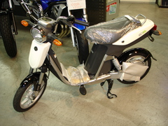 YAMAHA EC-03